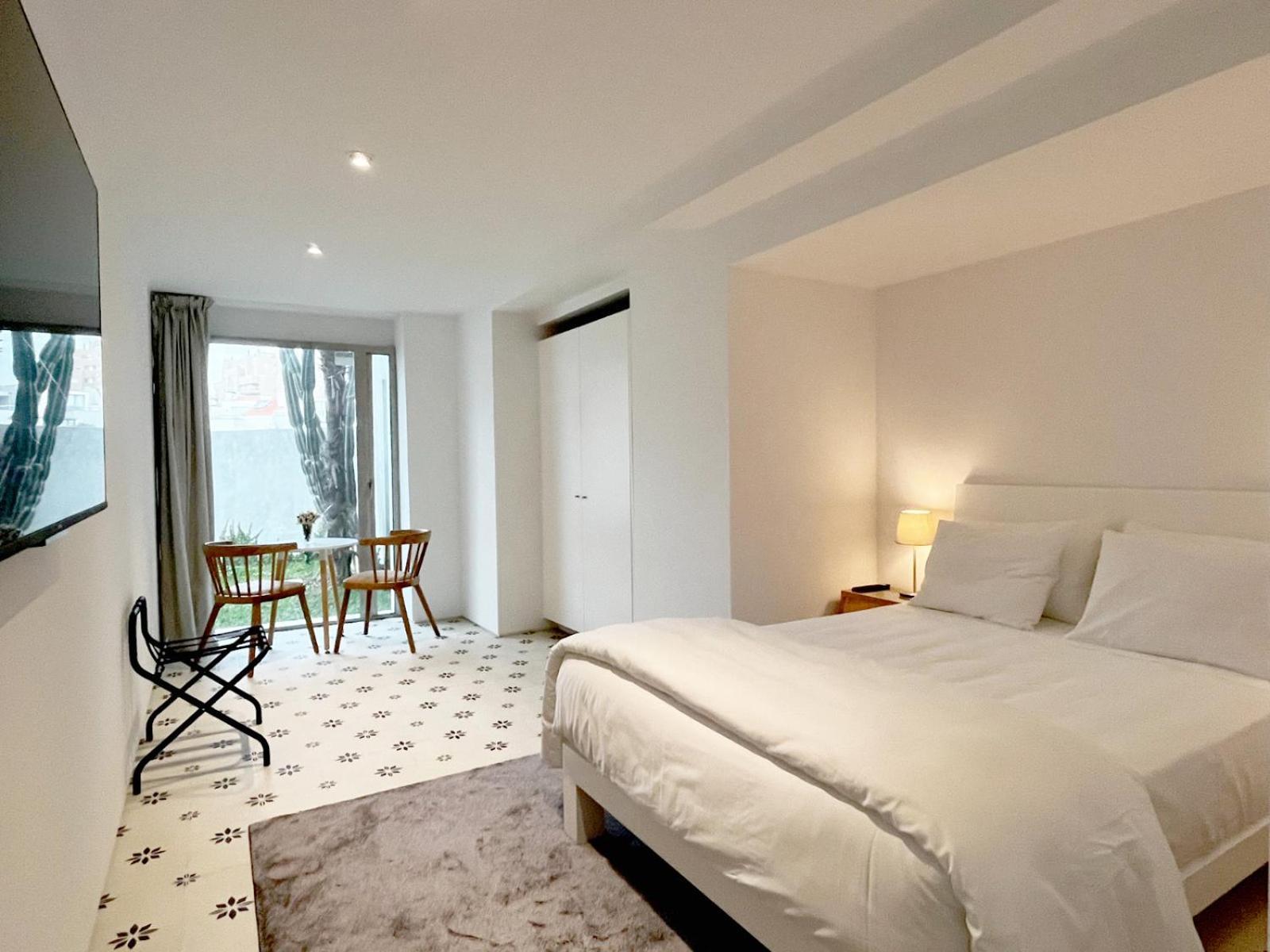 Signature Guesthouse Porto Quarto foto