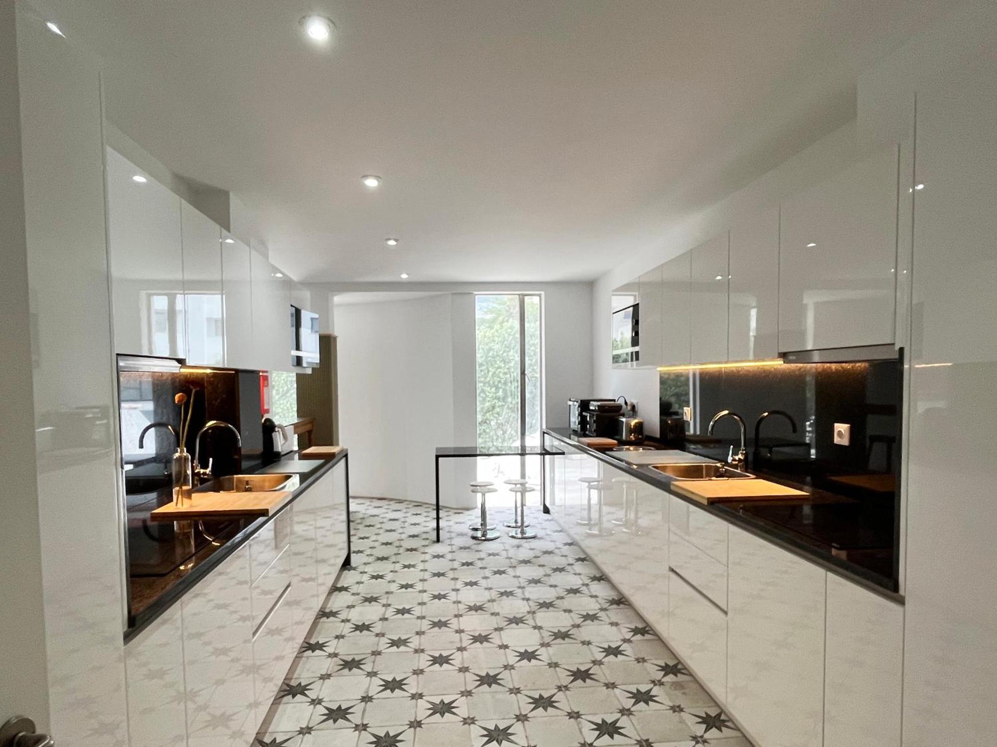 Signature Guesthouse Porto Quarto foto
