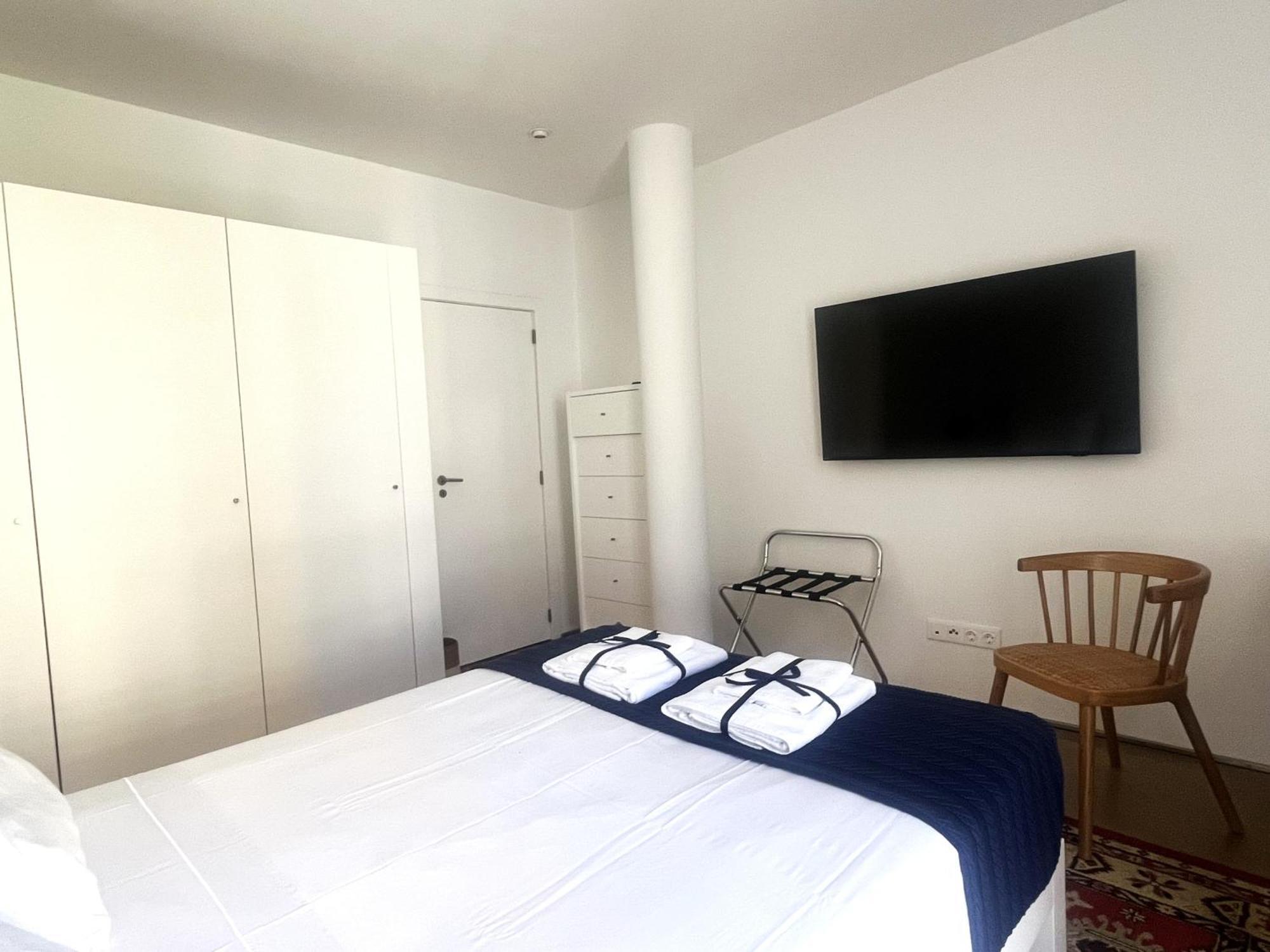 Signature Guesthouse Porto Quarto foto